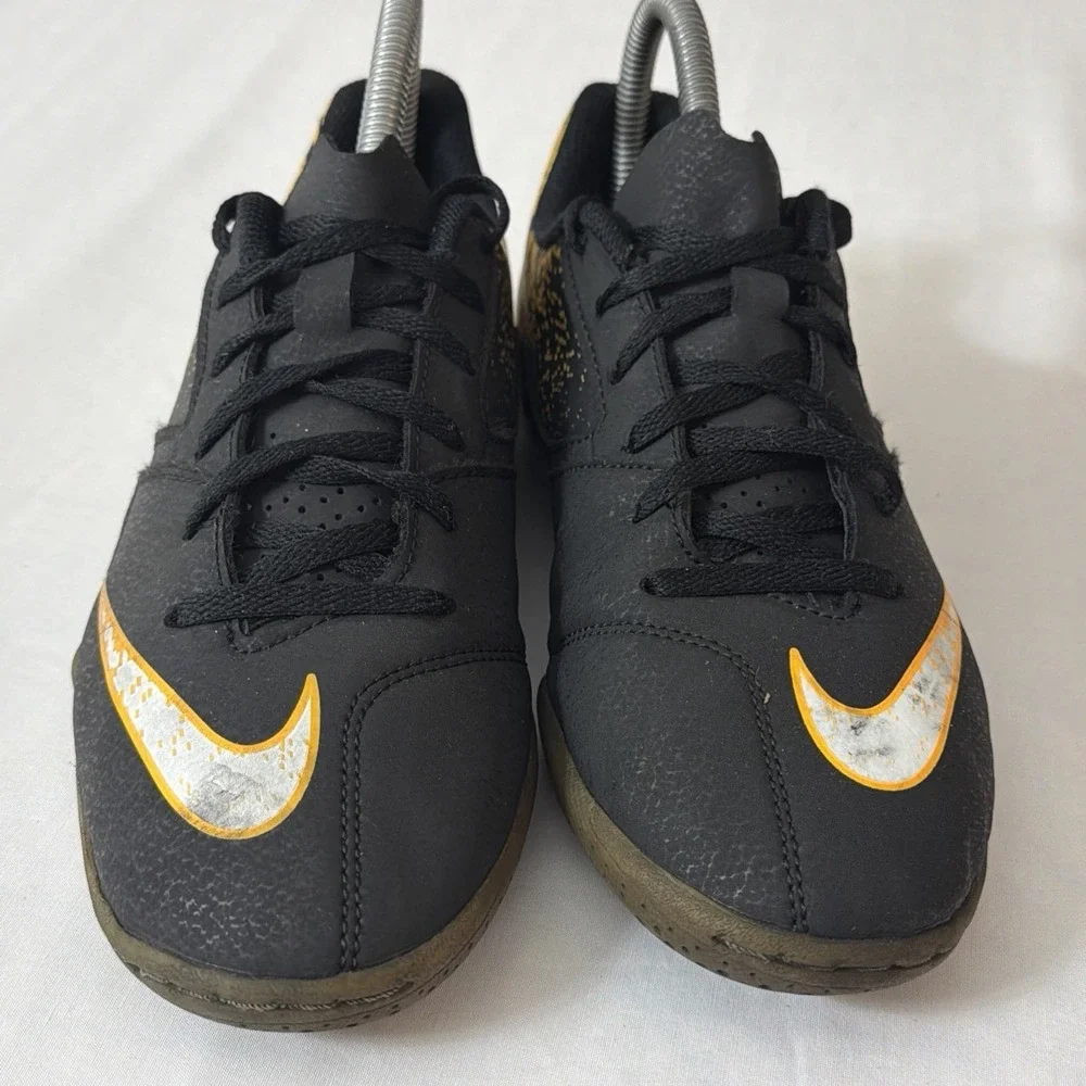 Nike Bombax IC 826487 002 Indoor Soccer Shoes Black‎ Yellow Boys Youth Size 5Y